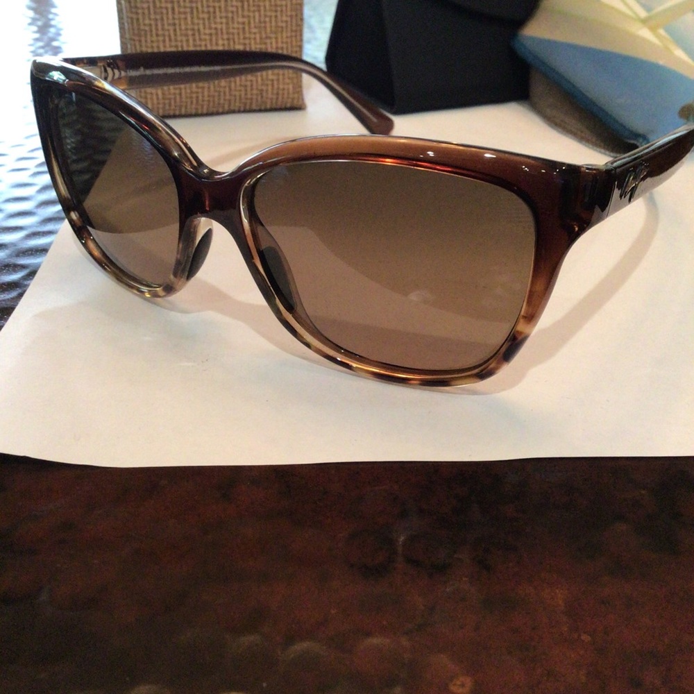 Maui Jim Starfish, Tortoise frames with Hcl bronze lenses!
